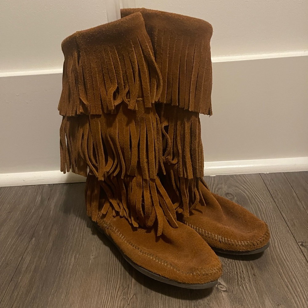 Minnetonka Boots, barely worn!